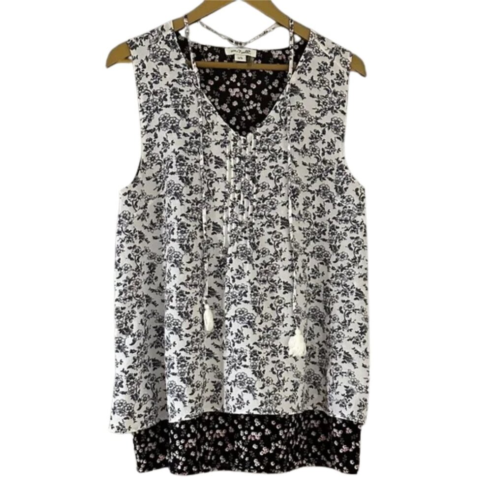 Simply Noelle Floral Layered Tank Black White Tassel Boho Sleeveless Summer Top